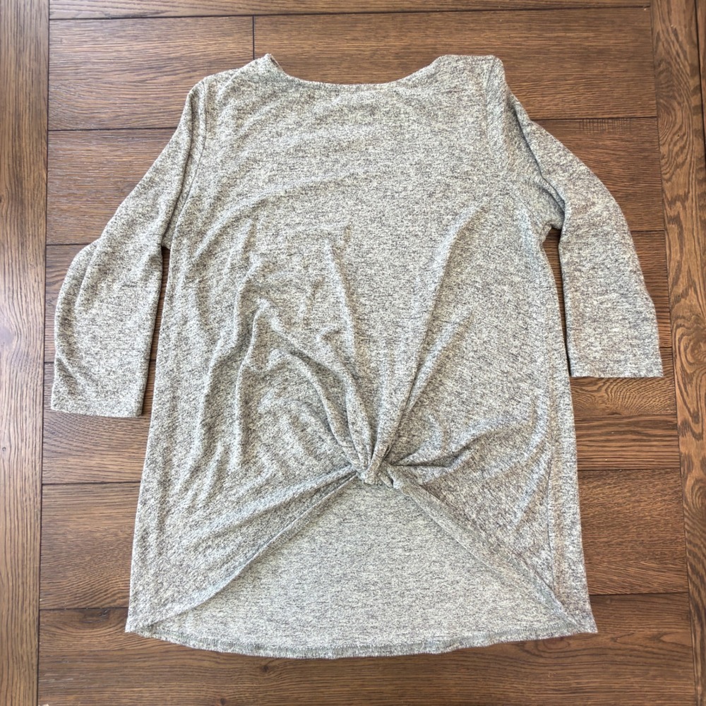 Gibson Marled Grey Twist Front Knit Top 3/4 Sleeve Scoop Neck Relaxed Tunic